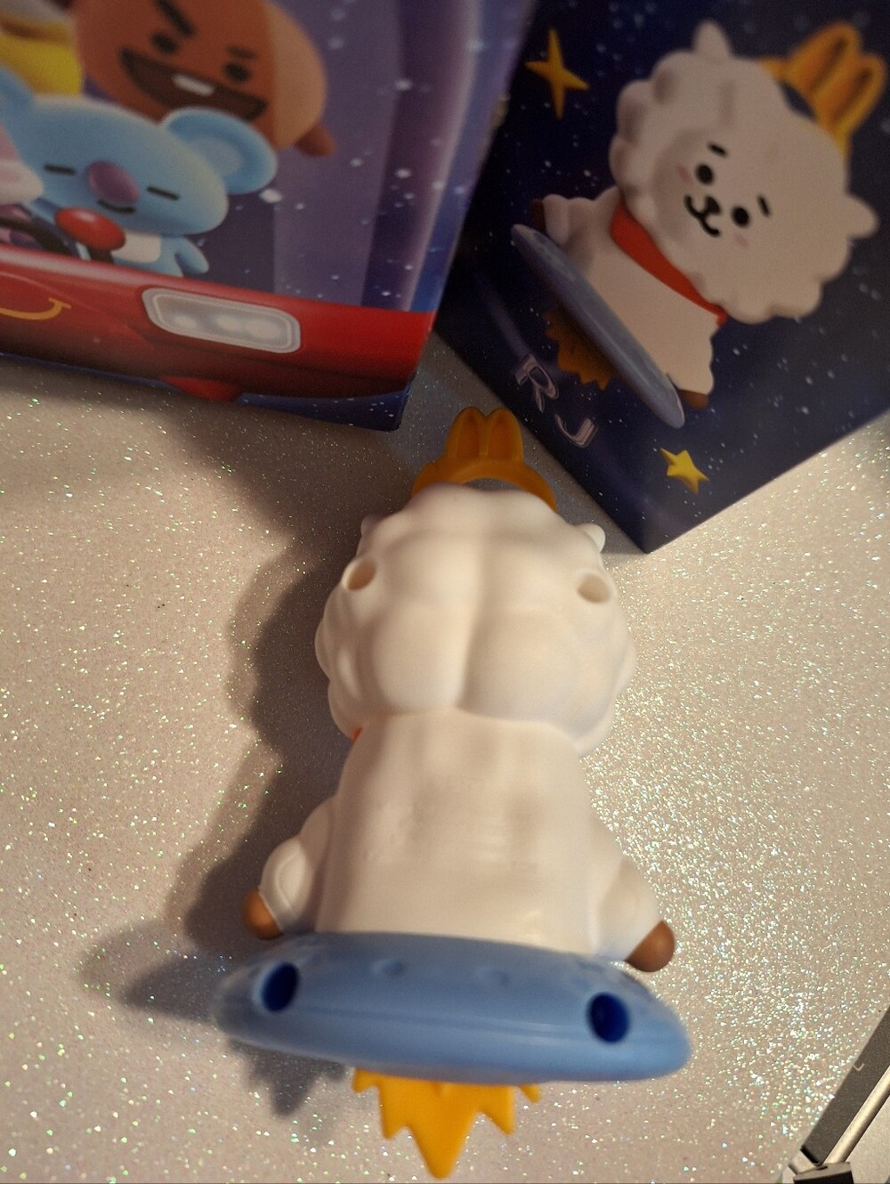 McDonald’s 2026 RJ Happy Meal Toy Keychain Clip New - Picture 5 of 6